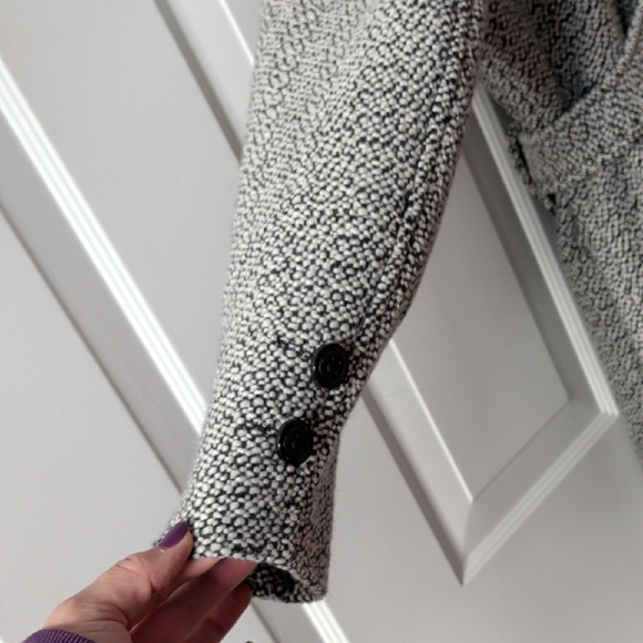 Gallery Black and White Women's Trench Coat - Picture 5 of 7